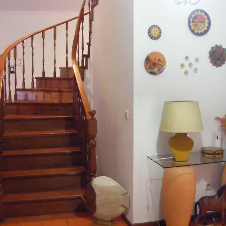 Дом отдыха House